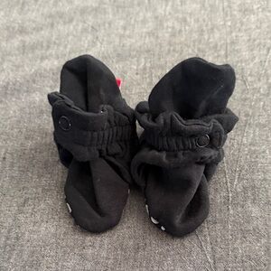 Zutano Black Organic Cotton Baby Booties - 3M